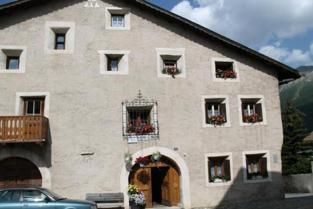 Apartamento Chesa Margadant Zuoz Exterior foto